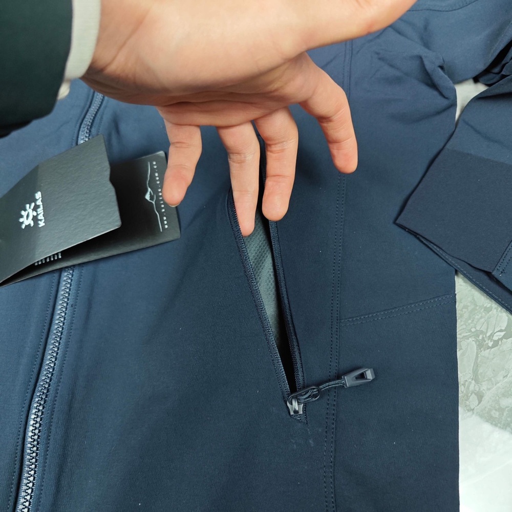 KAILAS Men’s M8 Softshell Jacket | CORDURA Windproof Water-Repellent 3D Hood - Picture 5 of 8